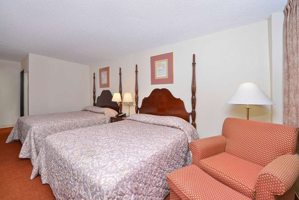 Hotel Red Roof 3*